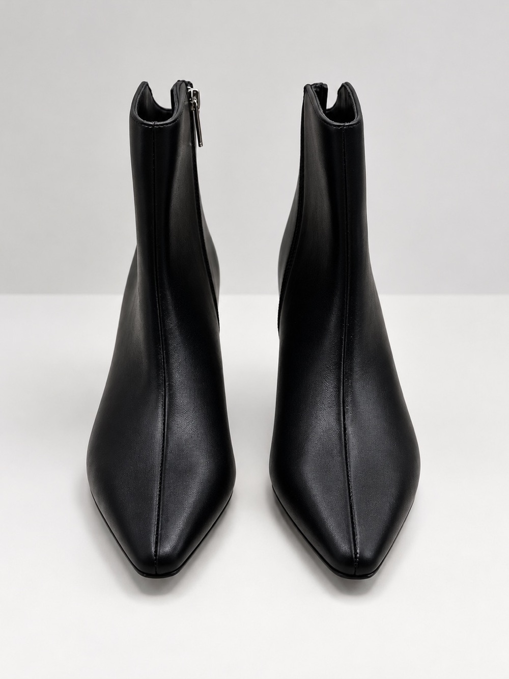 ♥️♥️ On 34th Women's Charrliee Pointed Toe Booties - Black Beauty